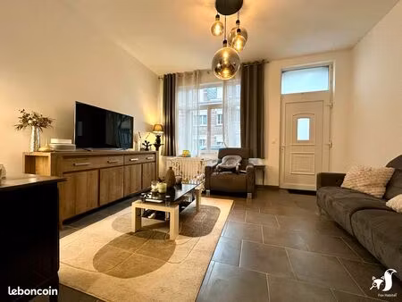 maison de ville 5 pièces 120 m²