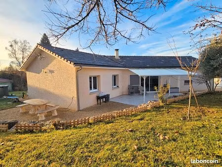 villa récente de plain-pied – 4 chambres – 113 m²