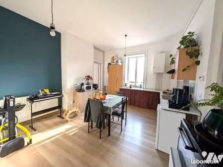 appartement 3 pièces 55 m²