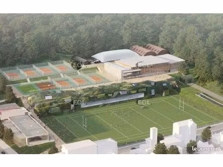 local commercial 773 m²