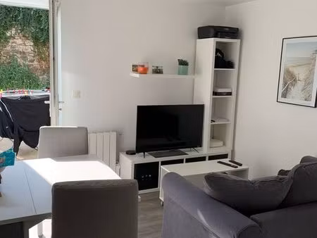 t2 meublé 27m² avec terrain