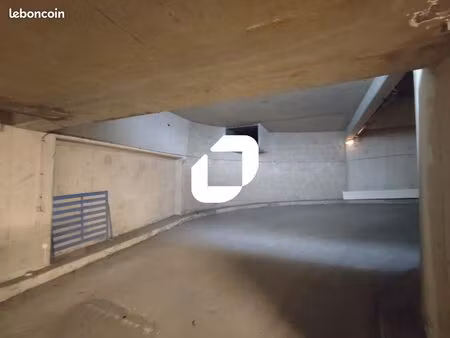 local d'activité 514 m²