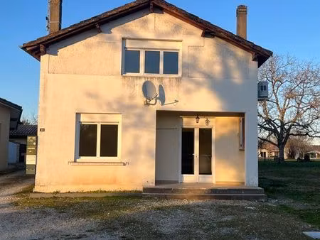 maison de 2 chambres