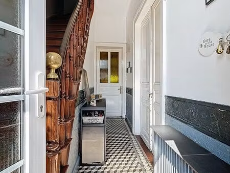 maison 8 pièces 220 m²