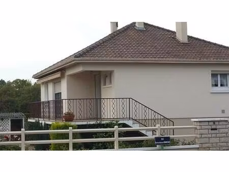 location maison 4 pièces 84 m² à sens (89100)