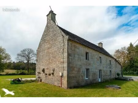 maison 9 pièces 302 m²