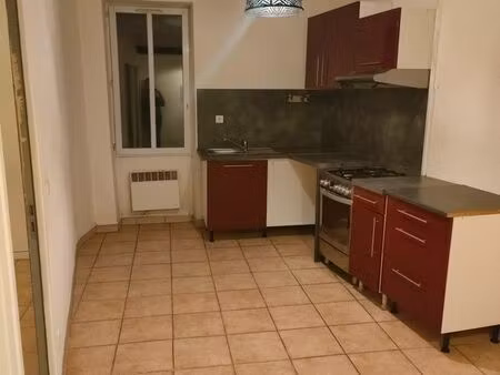 appartement a louer 3 pieces