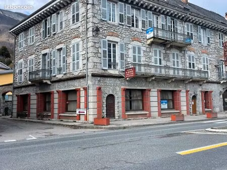 locaux / bureaux 124m2 a louer à montmélian