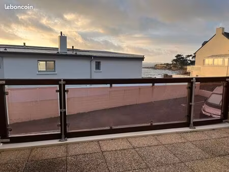location t2 lomener  bord de mer