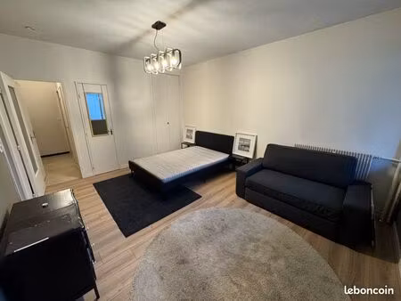 jolie t2 entièrement équipée