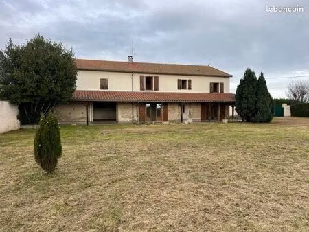 maison 180 m² – terrain 1 500 m² – saint-nizier-sous-charlieu