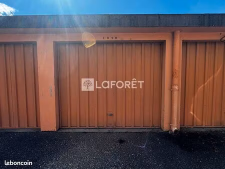 parking/box 14 m² albertville