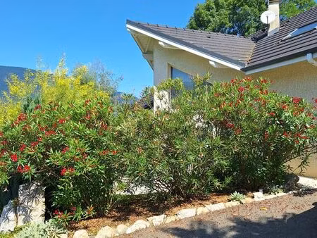 maison comtemporaine