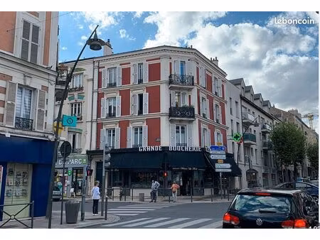 locative cave en sous-sol pour stockage