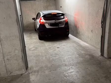 location garage/box - aix les bains