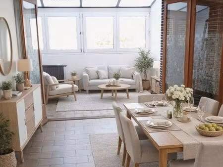 maison de ville avec garage  jardin et grand hangar