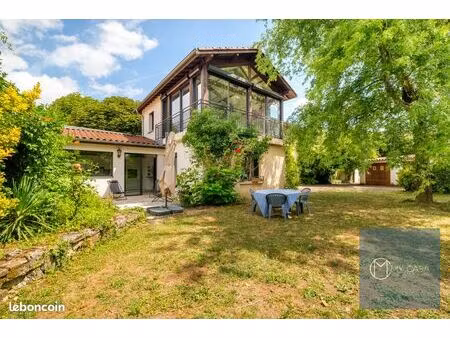 maison 6 pièces 170 m²