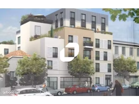 local commercial 93 m²