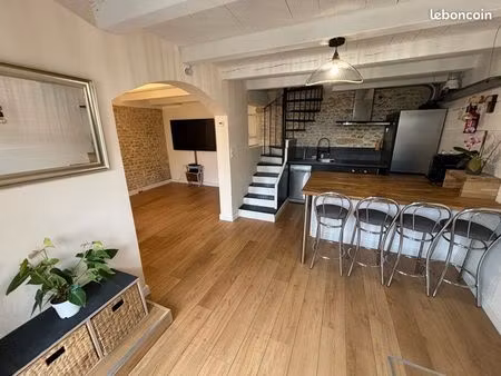 maison (t2bis) meublée 56 m² avec cour