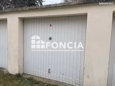 parking bagnols sur ceze