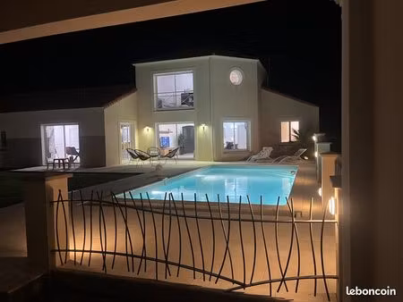 maison 7 pièces 220 m²