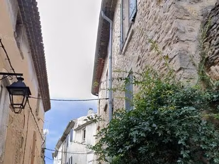 maison non meublée centre ville bagnols 725e