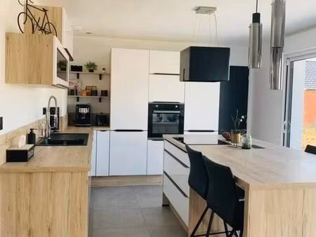 maison individuelle en résidence - 110 m2