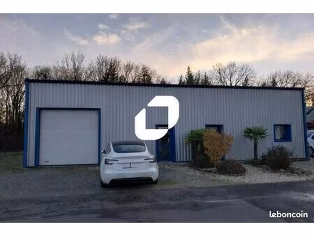 local d'activité 140 m²