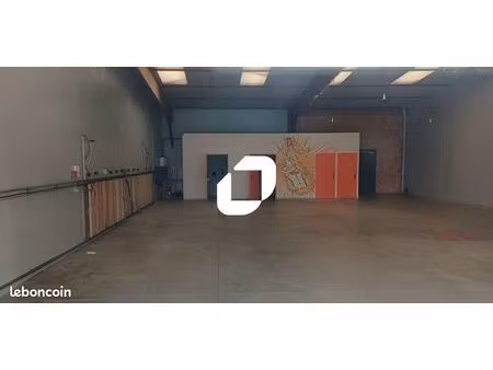 local commercial 250 m²