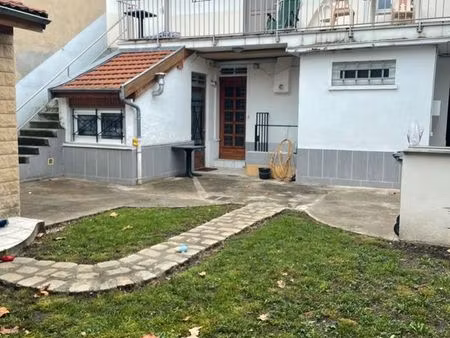 appartement semi-meublé 60 m² – proche tramway