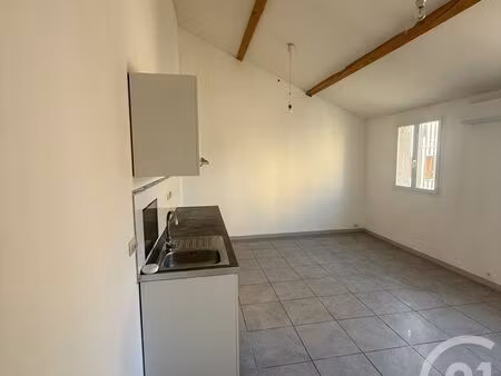 appartement f1 bis à louer - 2 pièces - 52 04 m2 - lunel - 34 - languedoc-roussillon