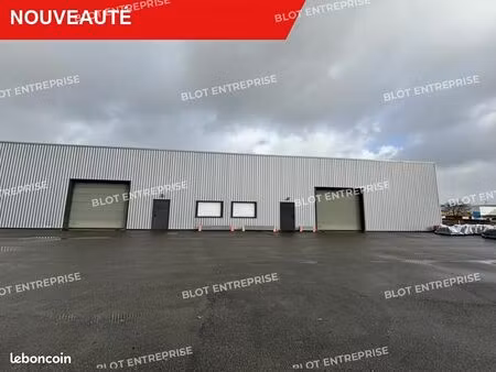 local d'activité 1 000 m²