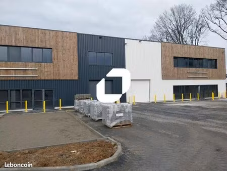 local commercial 1 452 m²