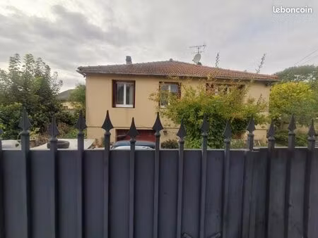 maison 5 pièces 93 m²