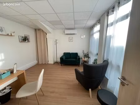 cabinet paramédical récent – bureau disponible (mi-temps) dès mi-février