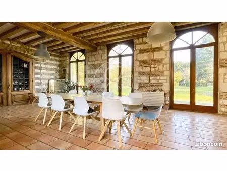 ferme 10 pièces 366 m²