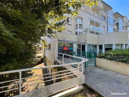 vente locaux commerciaux