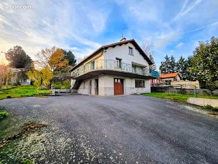 maison 7 pièces 130 m²