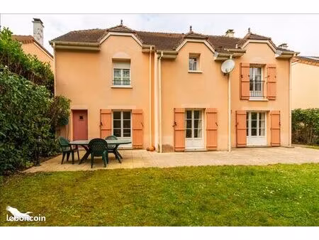 pavillon 7 pièces 168 m²