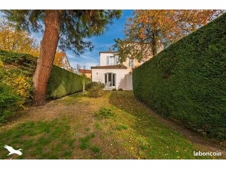 maison 5 pièces 95 m²