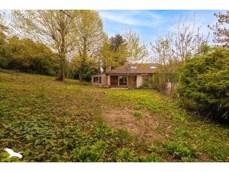 pavillon 9 pièces 185 m²