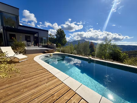 vente maison 7 pièces 300 m² carros (06510)