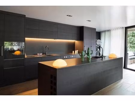 grand 5 pièces familial avec extérieur et parking – métro & mairie de saint-ouen