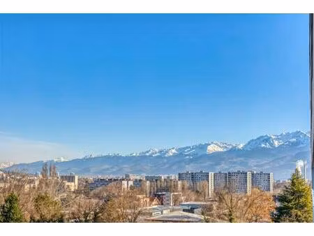 appartement de 4 pièces de 73 m² situé à seyssinet-pariset