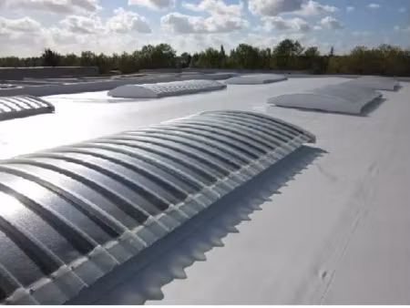 local d'activités de 354m²