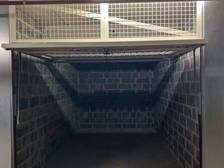 garage dans parking souterrain