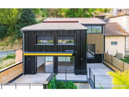 maison 4 pièces 130 m²