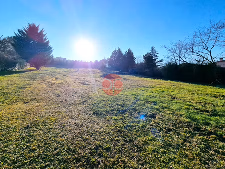 terrain d'environ 2950 m2 castanet tolosan centre