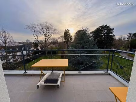 location meublée appartement 3 pièces 81 m² margency (95580) 1.490