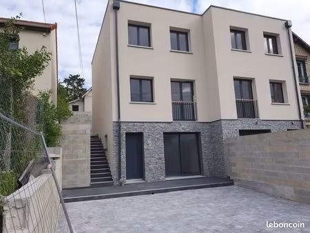 maison neuve à louer